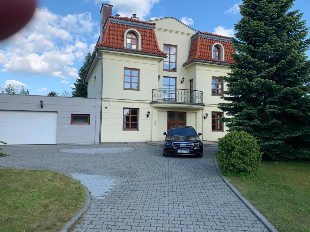 Dogs Resort And Spa Horni Bezdekov Экстерьер фото